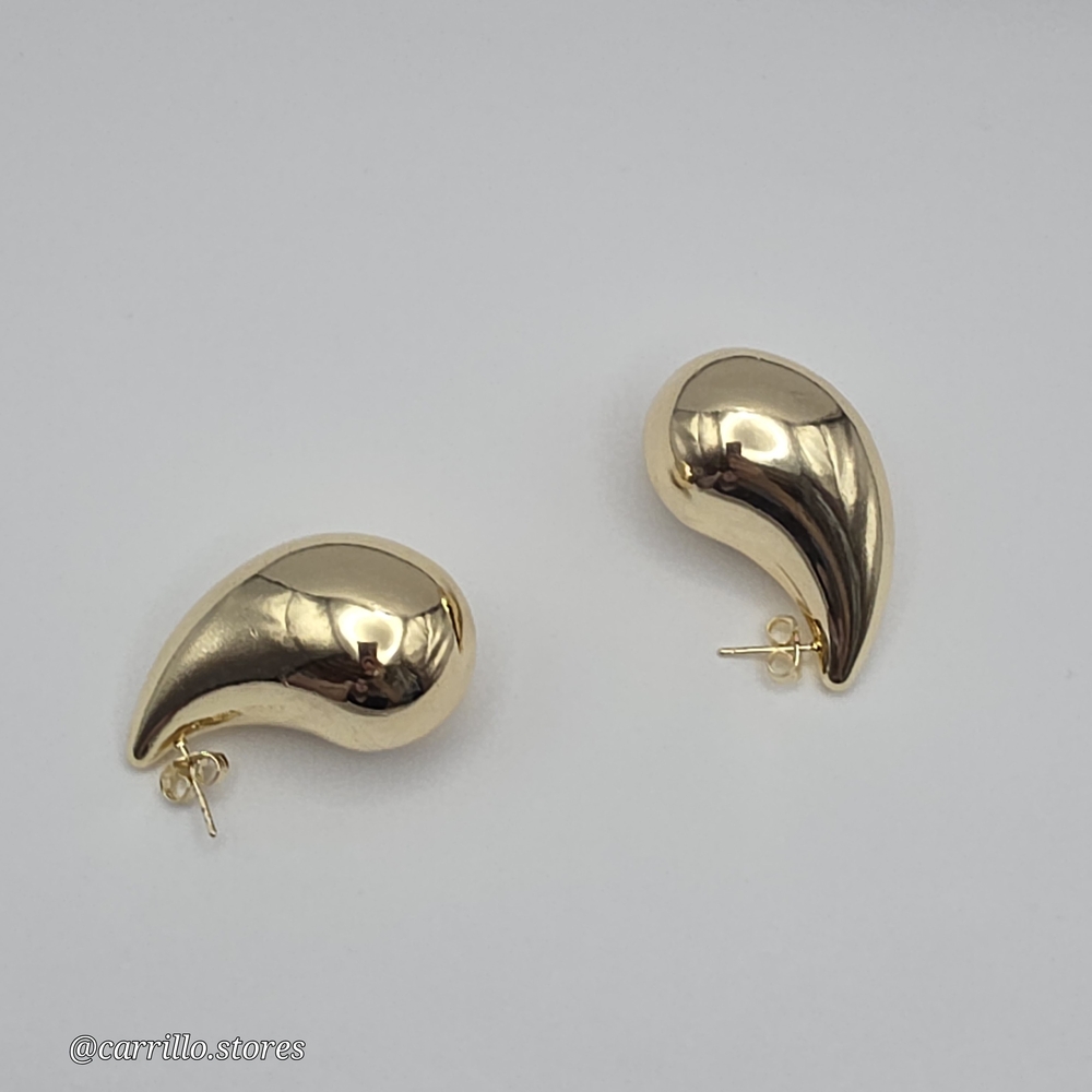 Elegant Gold-Plated Teardrop Earrings